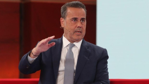 Παπασταύρου: Συνεργασία μεταξύ ΥΠΕΝ και Τοπικής Αυτοδιοίκησης για την ενίσχυση της ανακύκλωσης και της κυκλικής οικονομίας