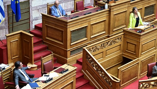 Δεν αναγνωρίζει την καταγγελία της εργαζόμενης στην Πλεύση η Κωνσταντοπούλου: «Χυδαίο κατασκεύασμα, περιμένω υπομονετικά κανείς δεν έχει τη φερόμενη καταγγελία»