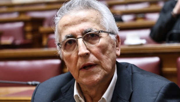 Παναγόπουλος στη Βουλή για τη δέσμευση των λογαριασμών του: Δύσκολη κατάσταση, θα τη διαχειριστώ με εντιμότητα
