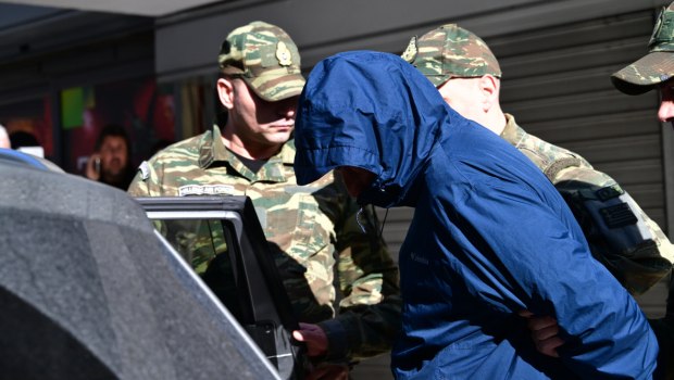 Ιστορίες κατασκοπείας αλά ελληνικά | in.gr