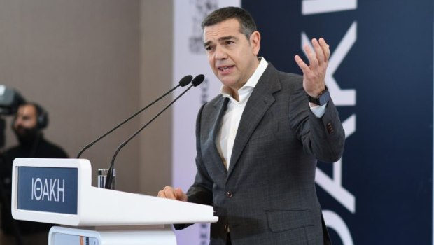 Σαν βγήκε ο Τσίπρας στον πηγαιμό για την Ιθάκη, κάθε λιμάνι και καημός για τον Μητσοτάκη, που του σκάσε και νέο σκάνδαλο με Παναγόπουλο και Στρατινάκη