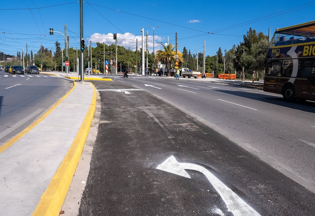 Σε λειτουργία η αναστροφή από την Λεωφόρο Αμαλίας για είσοδο στην Πλάκα