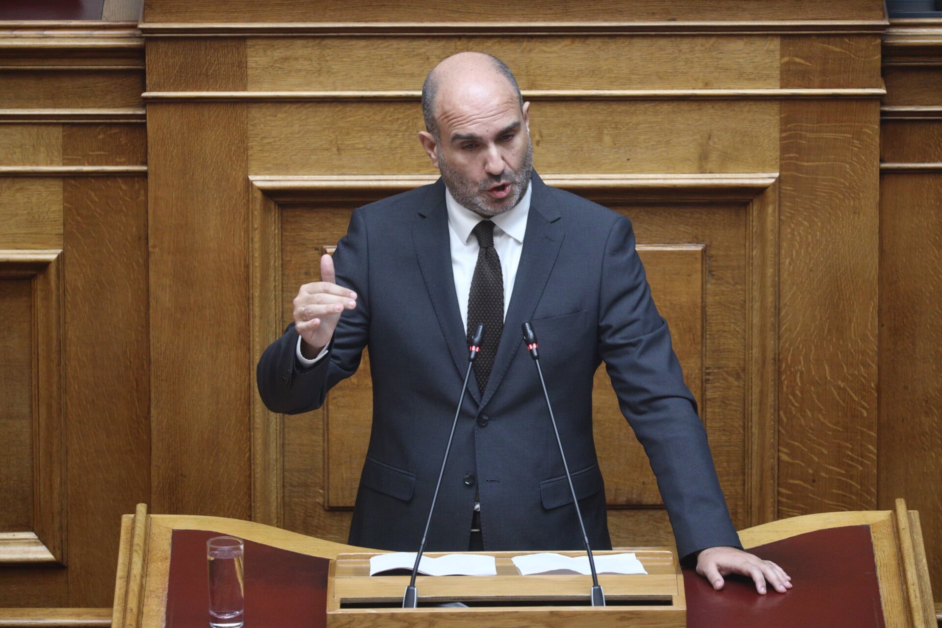 Άρση ασυλίας του βουλευτή της Ν.Δ. Δημήτρη Μαρκόπουλου εισηγείται η Επιτροπη Δεοντολογίας