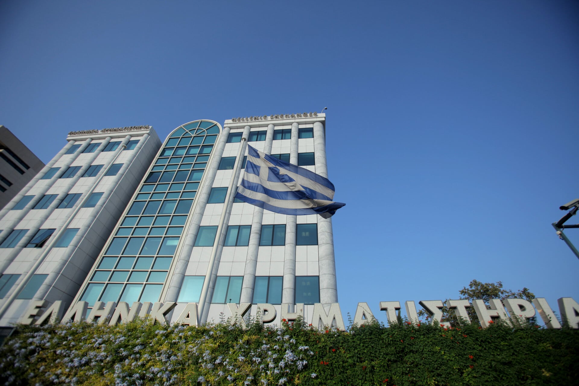 Χρηματιστήριο: Ανοδική κίνηση με… βαρίδια