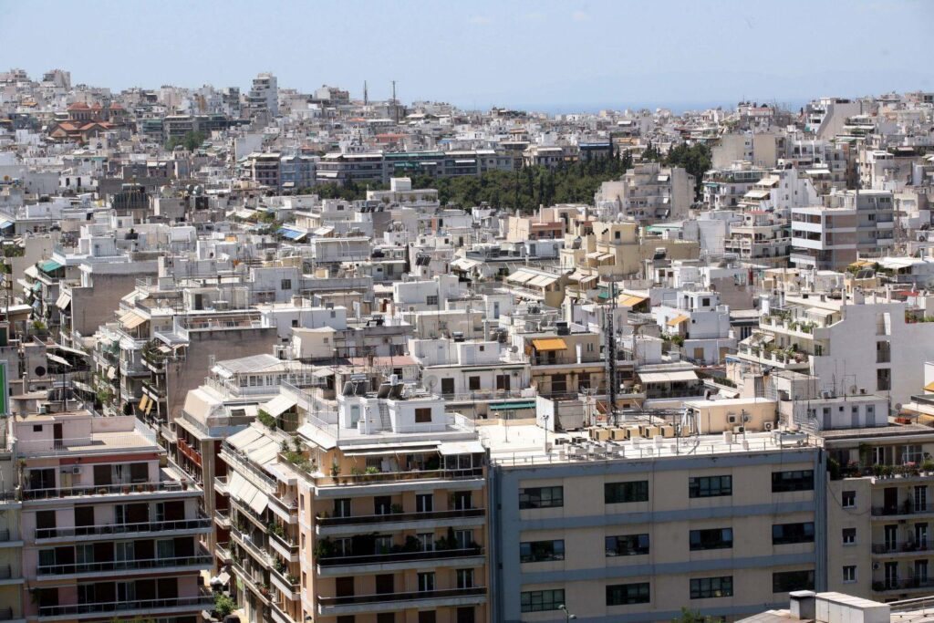 Απειλή για οικονομική ανάκαμψη Ελλάδας η εκτόξευση ενοικίων