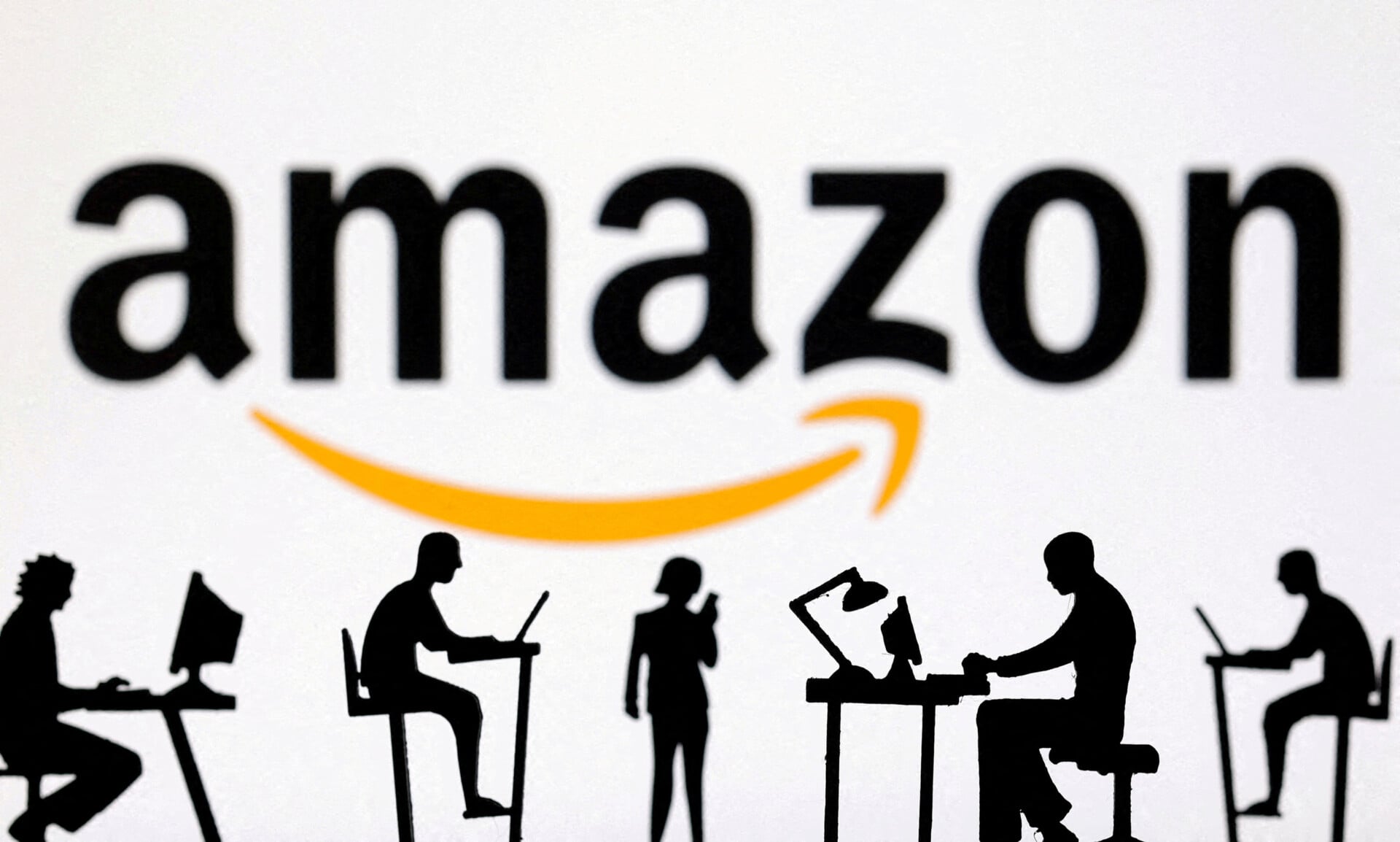 Πώς η Amazon έχασε σχεδόν μισό τρισεκατομμύριο δολάρια σε 9 συνεδριάσεις
