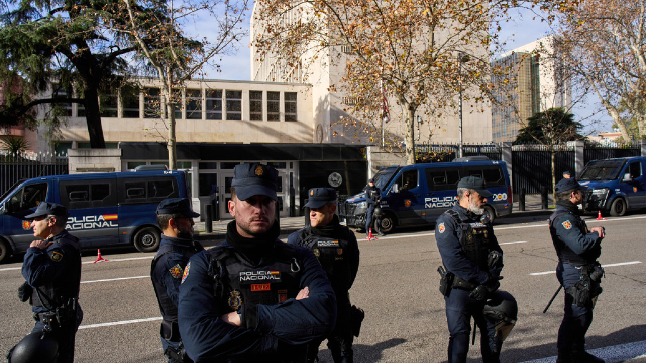 Ισπανία: Συνελήφθη ο «άνδρας με τα χίλια ονόματα» που καταζητείται στο Περού