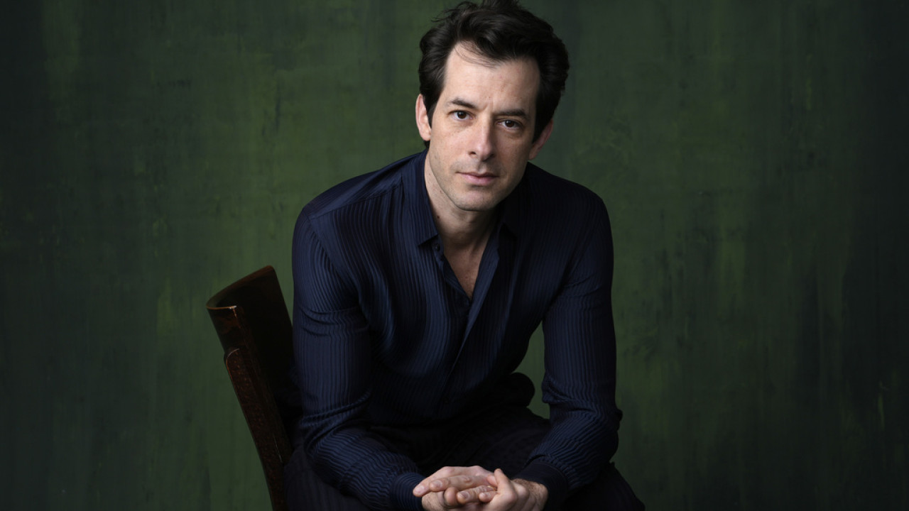 Μαρκ Ρόνσον: Θα τιμηθεί στα Brit Awards 2026