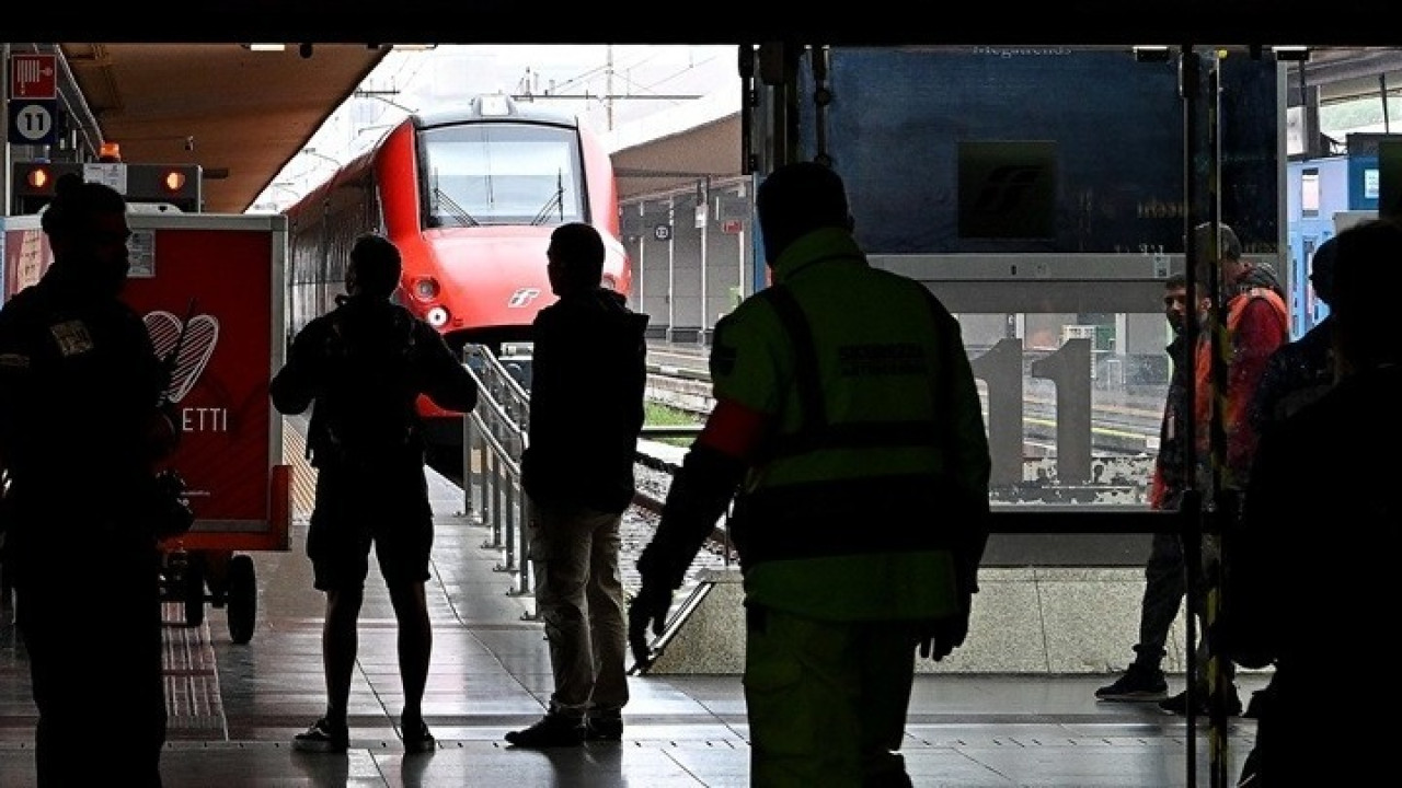 Σαλβίνι: Το σαμποτάζ στα τρένα ίσως σχετίζεται με την έναρξη Ολυμπιακών Αγώνων