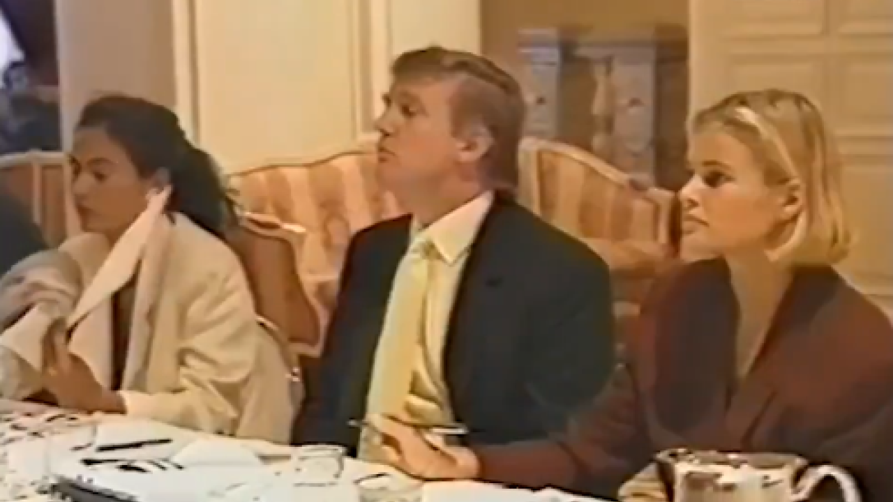 ΗΠΑ: Ο Τραμπ κριτής σε διαγωνισμό ανήλικων μοντέλων το 1991