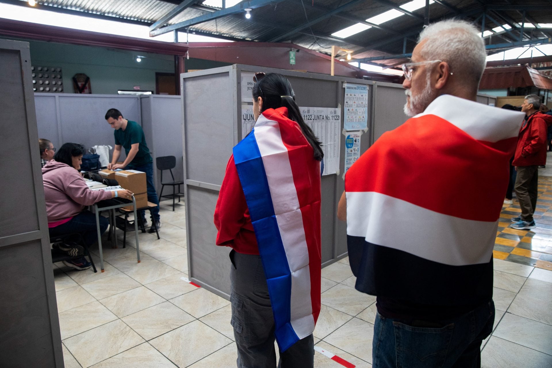 Η βία των ναρκωτικών κυριαρχεί ενώ η Κόστα Ρίκα ψηφίζει για πρόεδρο