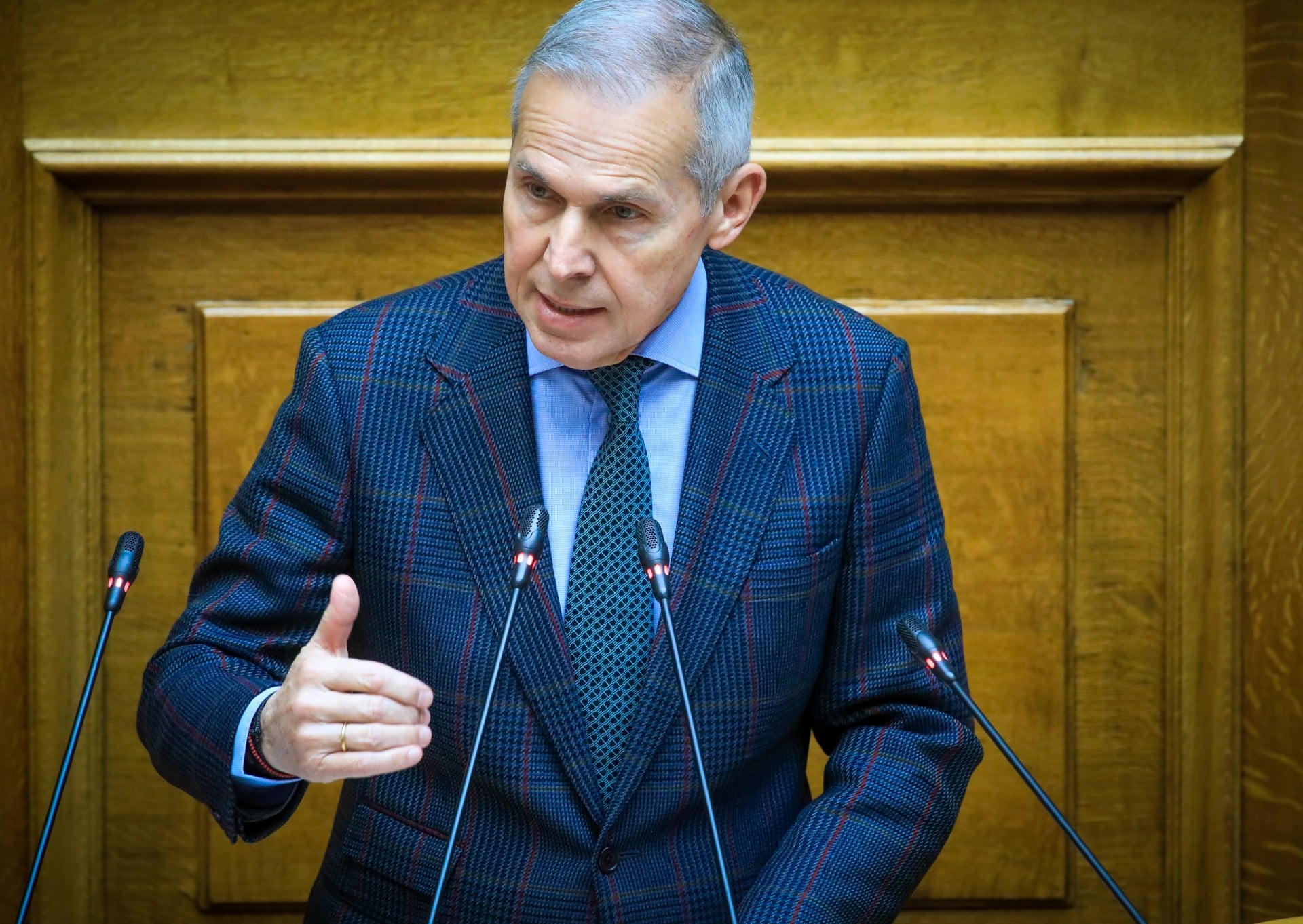 Κυρώθηκε από την Ολομέλεια η αμυντική συμφωνία με τη Βραζιλία