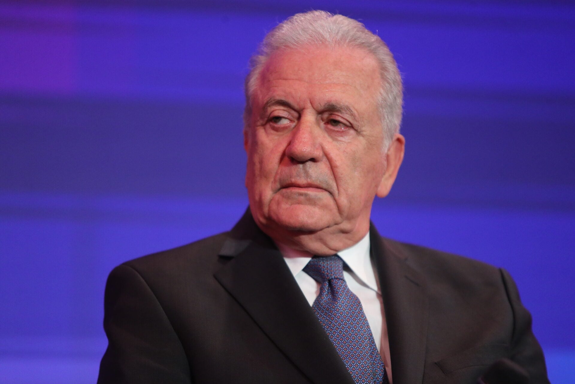 Προσωπικότητα με δημόσιο ήθος και πολιτική ευπρέπεια