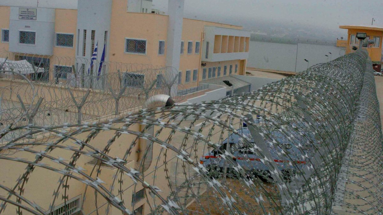 Δομοκός: «Κανείς δεν οπλοφορεί στις φυλακές» λέει ο πρόεδρος των σωφρονιστικών υπαλλήλων