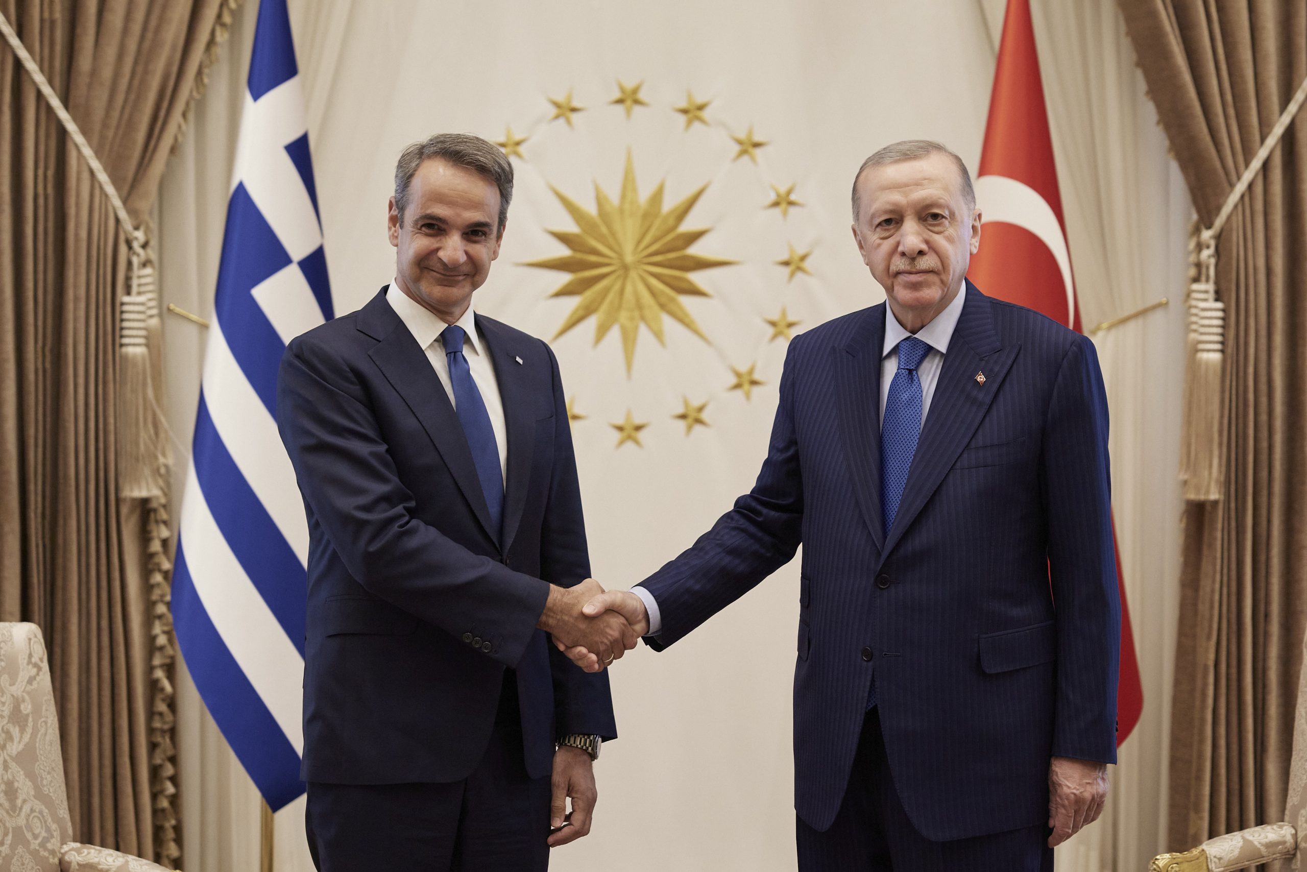 Κρίσιμες επαφές για άμυνα, ασφάλεια, οικονομία - Τα διπλωματικά ορόσημα του Φεβρουαρίου