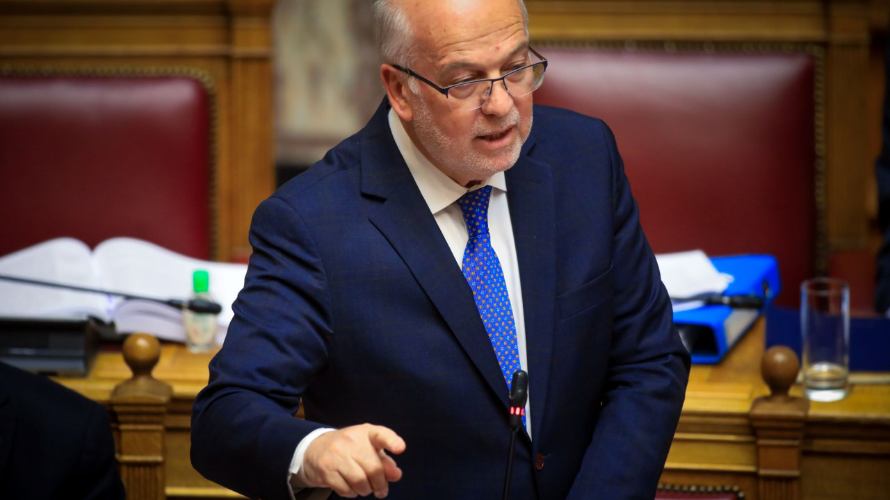 Φλωρίδης για Τέμπη: Yπάρχει νομικό πλαίσιο να γίνουν οι εξετάσεις των σορών στο εξωτερικό