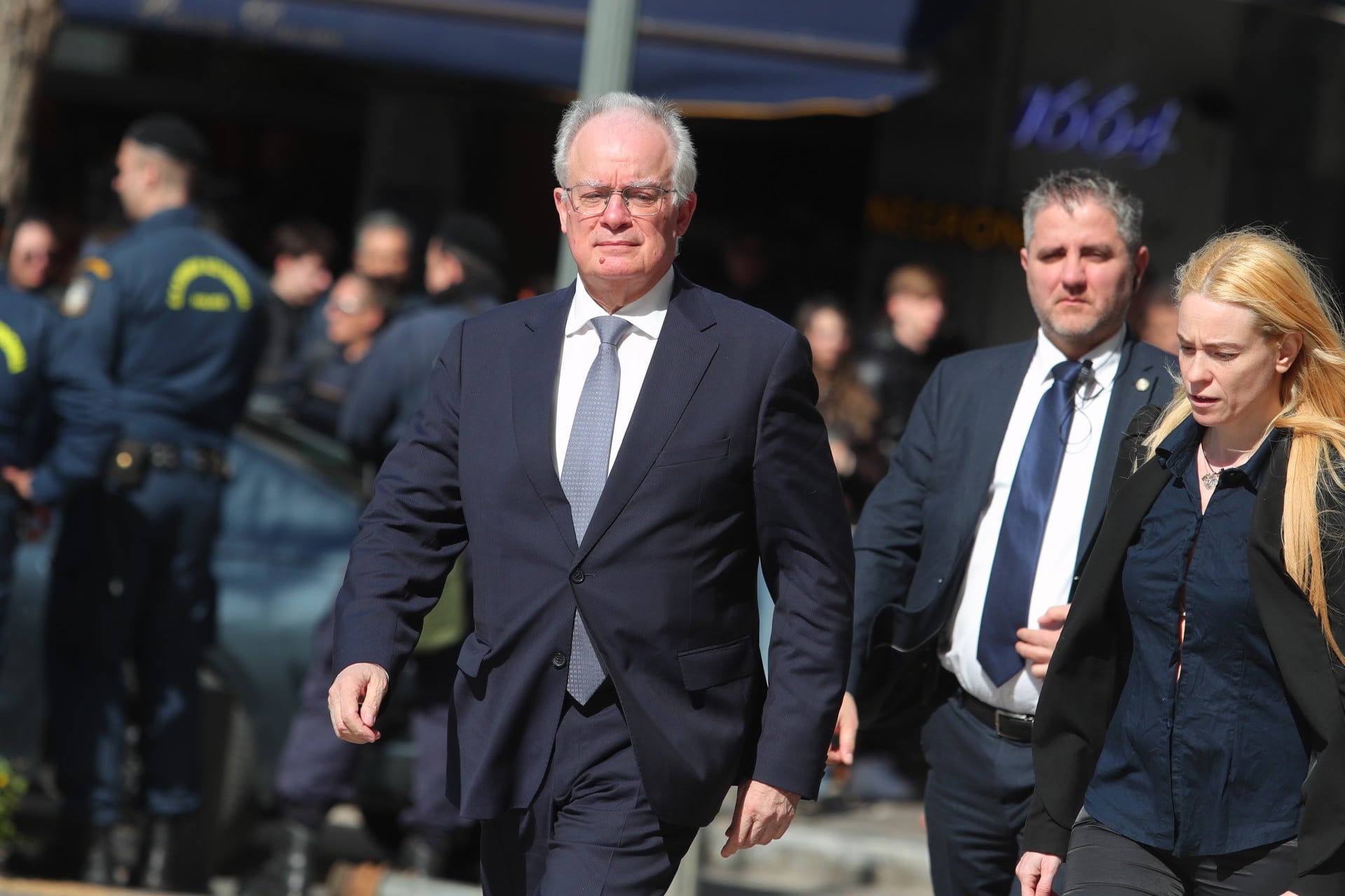 Ύστατο χαίρε στην Ελένη Γλύκατζη