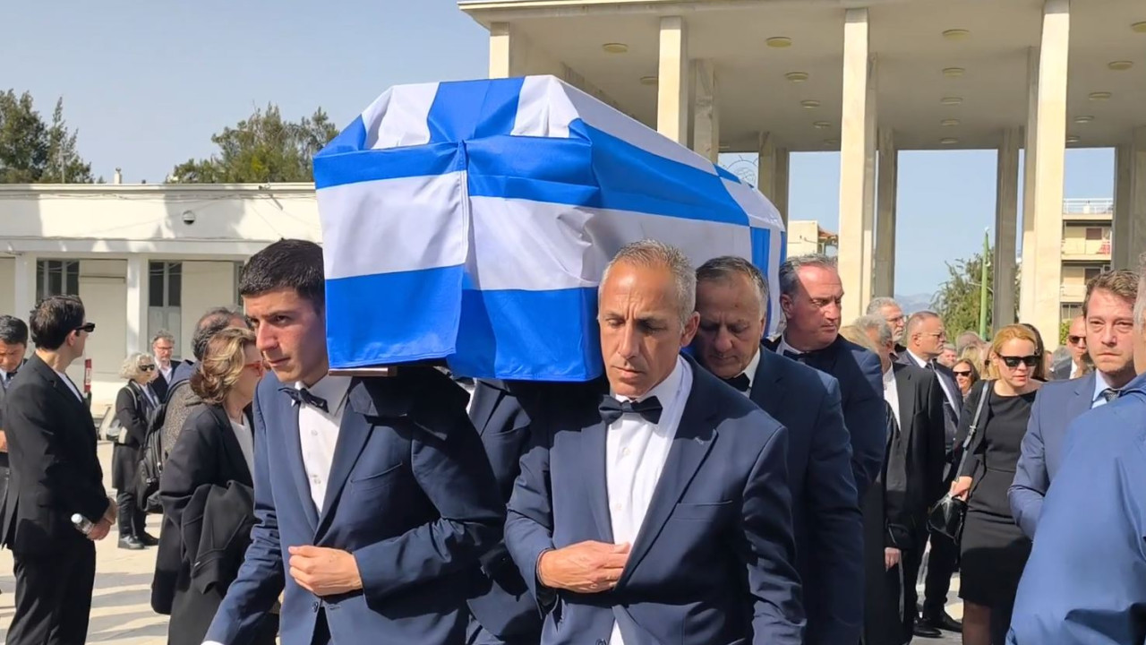 Το τελευταίο «αντίο» στον Αναστάση Παπαληγούρα