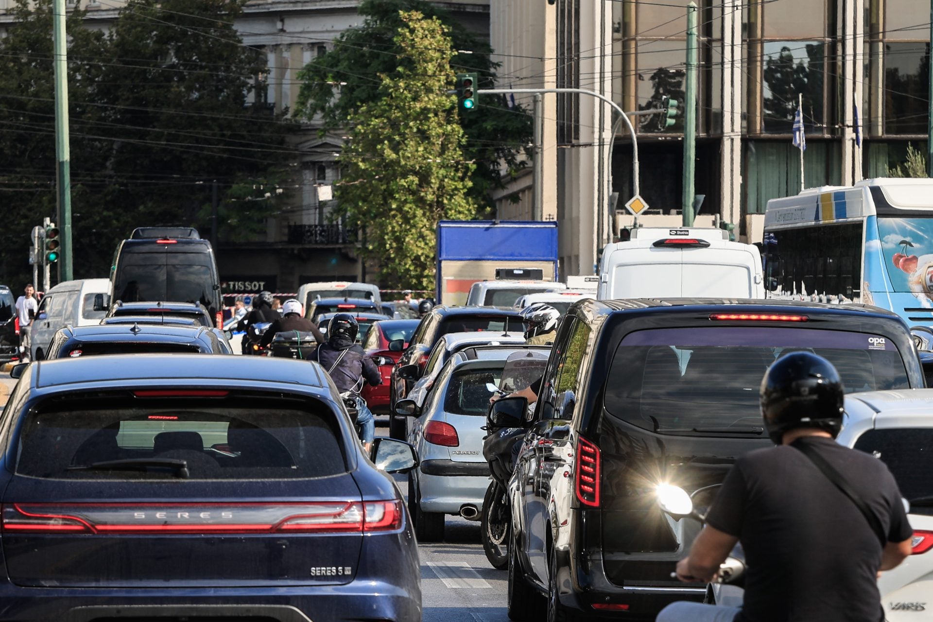 Κυκλοφοριακό κομφούζιο στη Λεωφόρο Αθηνών εξαιτίας εργασιών στην Αττική Οδό