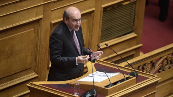 χατζηδάκης-14-παρεμβάσεις-για-ένα-κράτ-564059929
