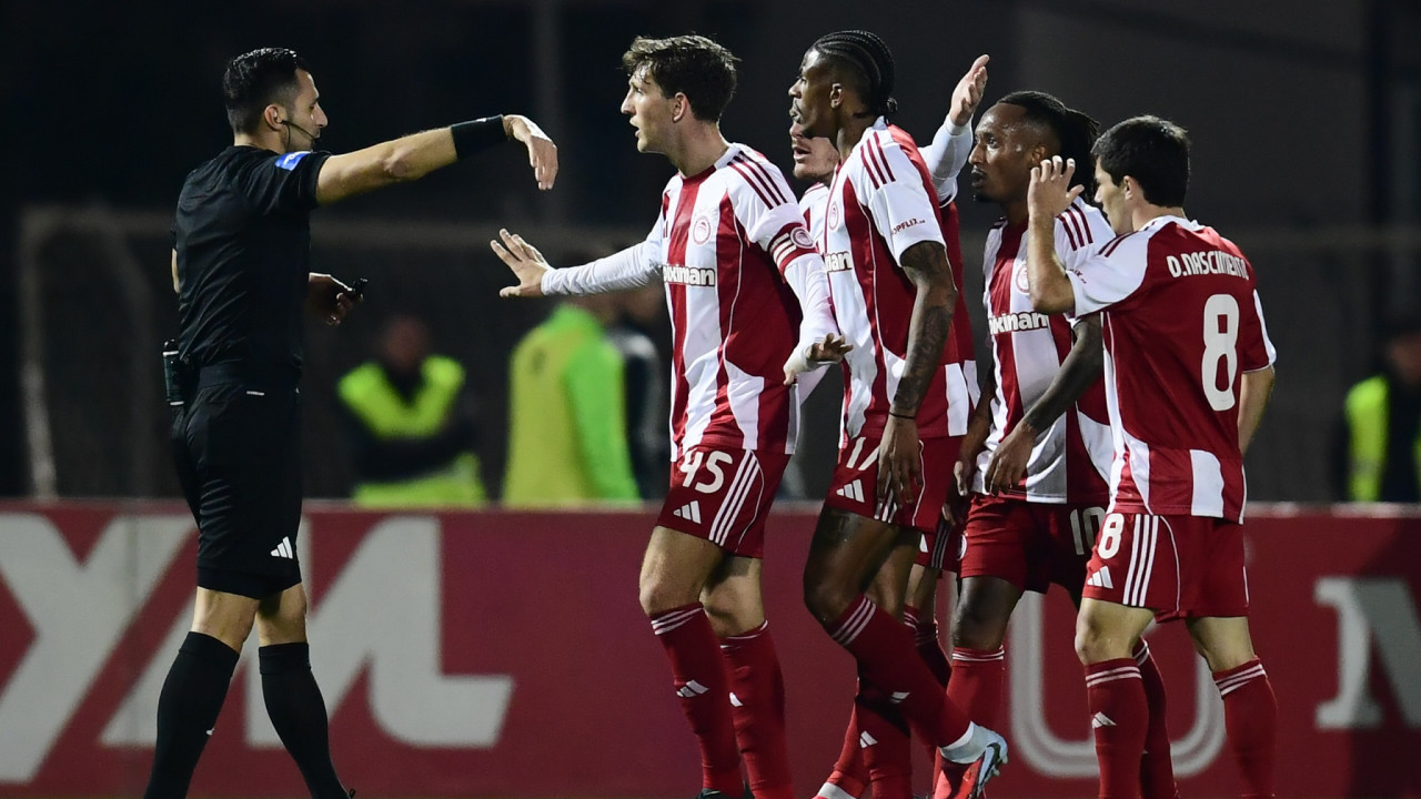 Super League: Κακός ο Ολυμπιακός, έμεινε στο 0-0 με τον Λεβαδειακό