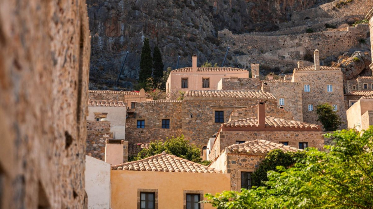 Μονεμβασιά: Ναι ή όχι στη δημιουργία τελεφερίκ;