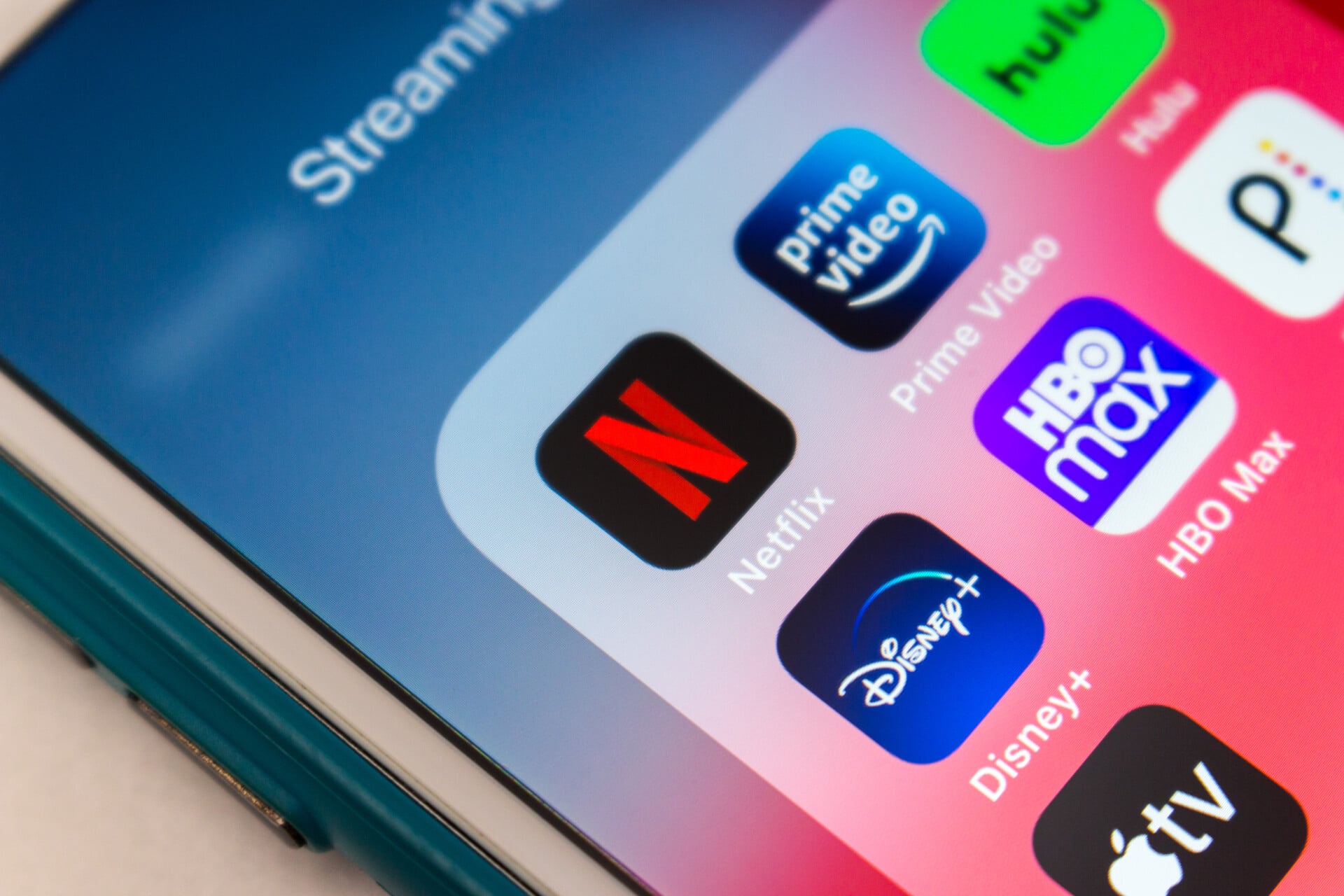 H Βρετανία θα ρυθμίσει Netflix κι άλλους streamers σύμφωνα με τους ραδιοτηλεοπτικούς φορείς της