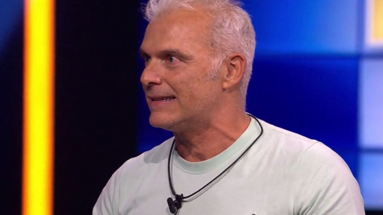 «The Floor»: Η Λία Ζ. μπλόκαρε και έδωσε τη νίκη και το έπαθλο των 2.000 ευρώ στον Δημήτρη Κουμ.