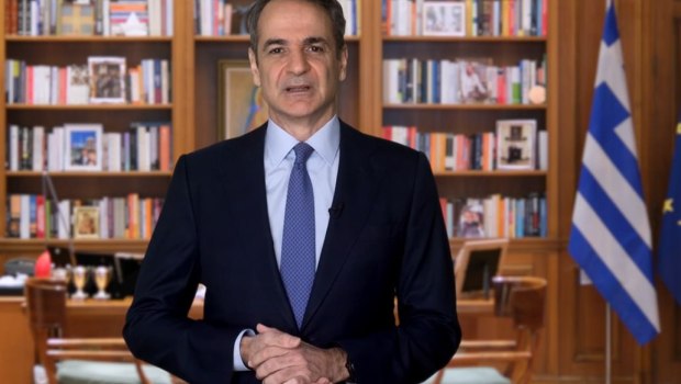 Μητσοτάκης: Το Σύνταγμα του '75 ανήκει στον 20ο αιώνα - Στο στόχαστρο η μονιμότητα στο δημόσιο και τα ΑΕΙ - Τι είπε για το άρθρο 86