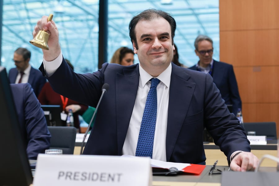 Είναι ζωτικής σημασίας να διαφυλάξουμε τον διεθνή ρόλο του ευρώ