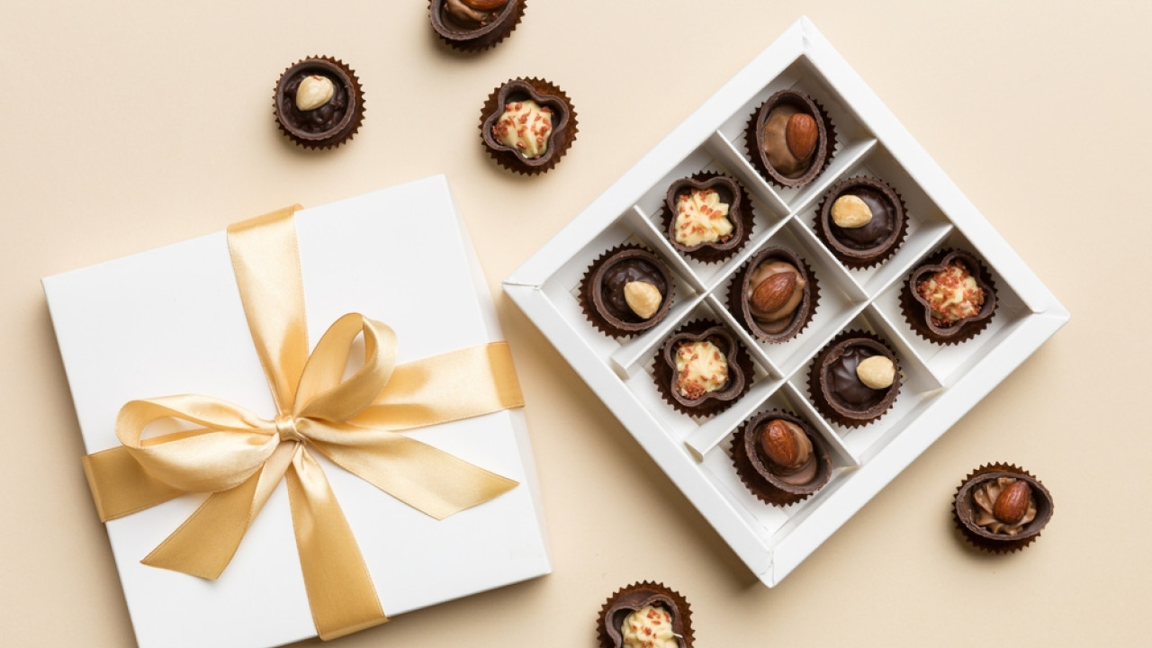 Εορτολόγιο: Ποιοι γιορτάζουν σήμερα Παρασκευή, 6 Φεβρουάριου