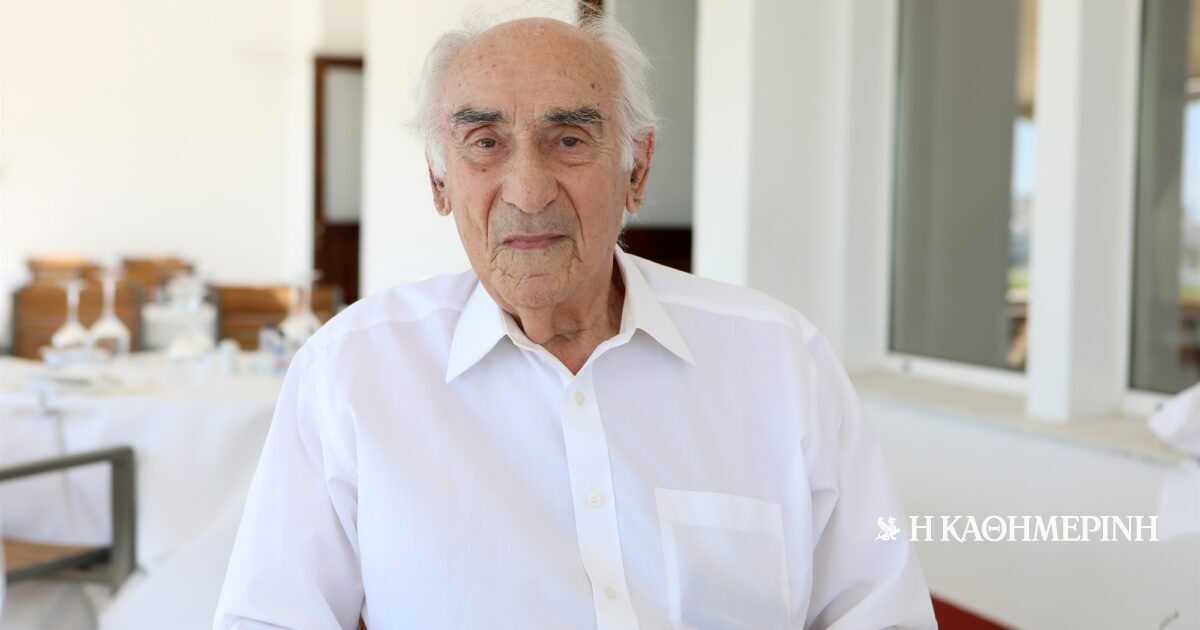 Αλέξανδρος Παπαδόγγονας (1931-2026): Ηγετικός ο ρόλος του στο Κίνημα του Ναυτικού