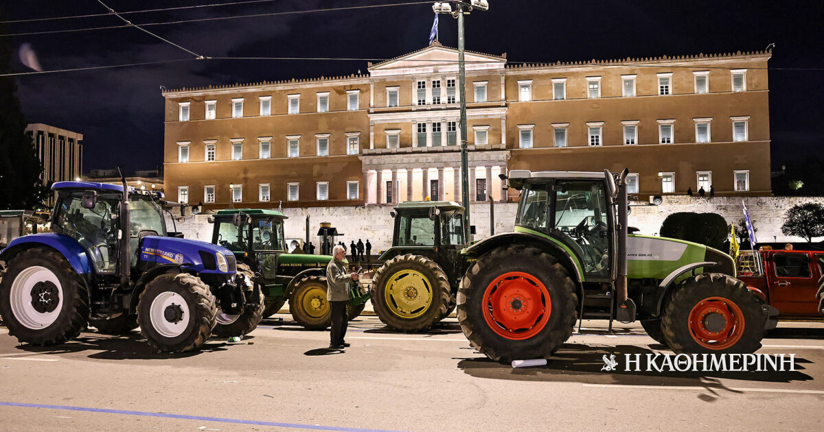 Αγροτικό συλλαλητήριο: Τρακτέρ, ροκάνες και πανό
