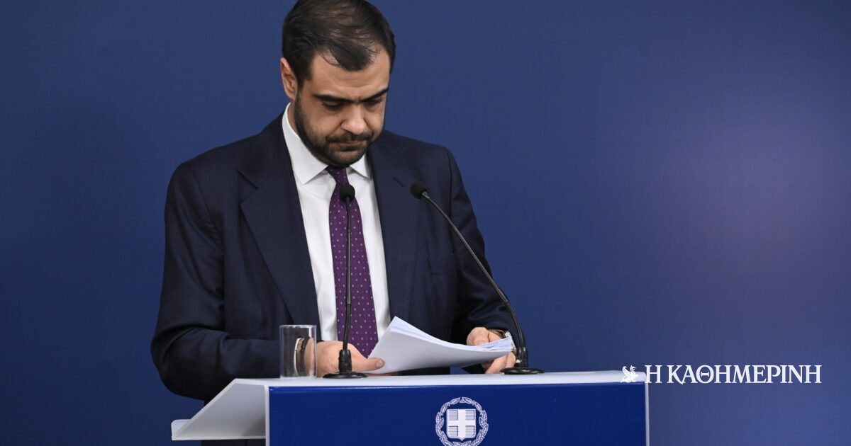 Αντιπαράθεση Μαρινάκη – ΠΑΣΟΚ για Στουρνάρα και «πολιτική μετατόπιση»