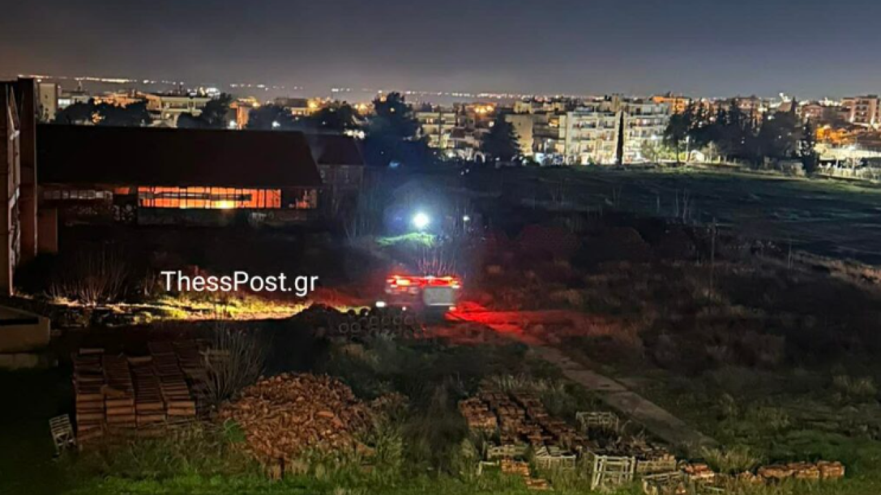 Φωτιά στην ιστορική κεραμοποιία Αλλατίνη στη Θεσσαλονίκη