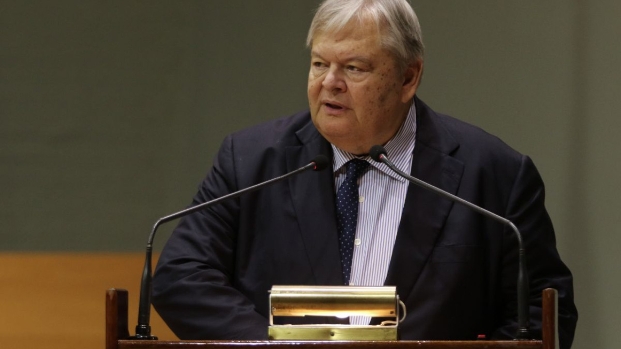 Επίθεση Βενιζέλου στην κυβέρνηση: Καταστρατηγήσατε το άρθρο 86 για να συγκαλύψετε ευθύνες 