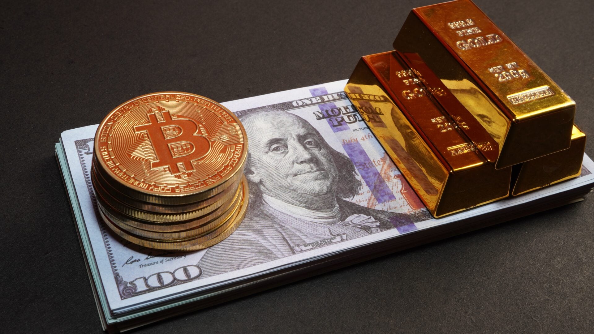 Ο χρυσός ξεπέρασε σε μεταβλητότητα και το Bitcoin
