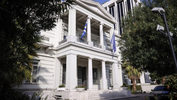 Έντονη ανησυχία στο Υπουργείο Εξωτερικών για τις εξελίξεις στο Ιράν και την ευρύτερη Μέση Ανατολή