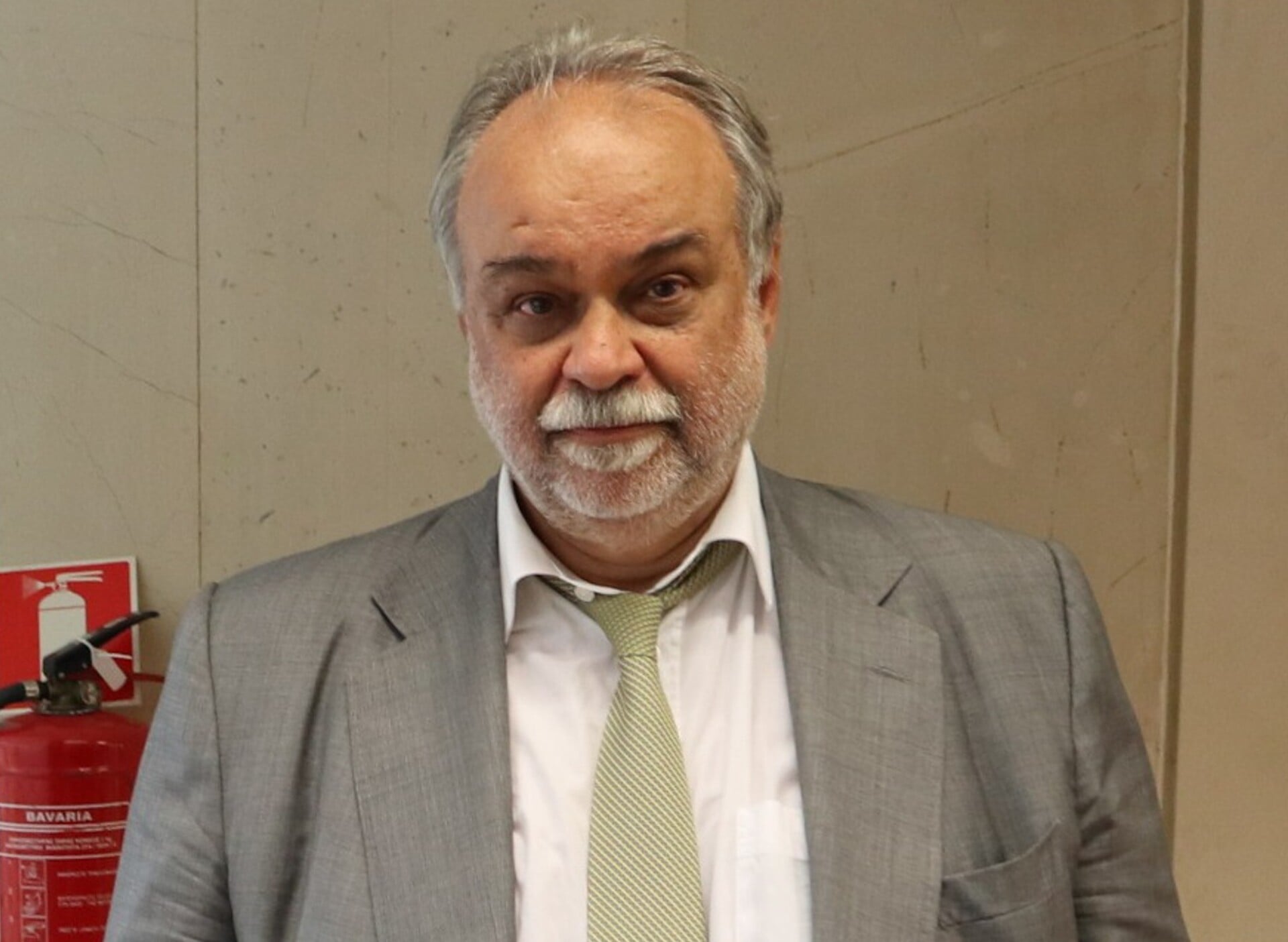 Ο βιομήχανος που διώχνει τα… σύννεφα