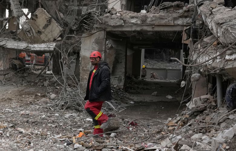 Σφοδρά αεροπορικά πλήγματα στην Τεχεράνη και αναχαιτίσεις στην Τουρκία – News.gr
