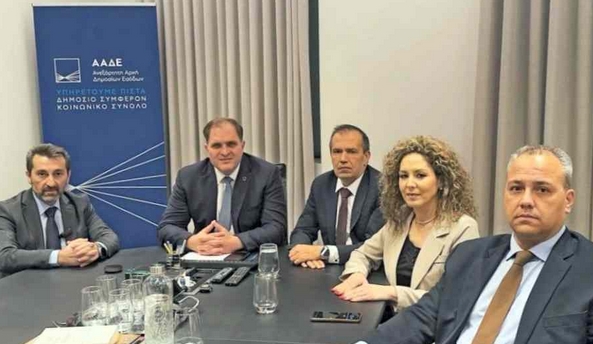 ΠΟΦΕΕ - Συνάντηση με τον Διοικητή της ΑΑΔΕ, κ. Γιώργο Πιτσιλή