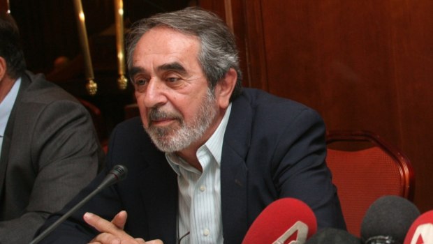 Γιώργος Βότσης: Ο πολιτικός κόσμος αποχαιρετά με θλίψη τον δημοσιογράφο