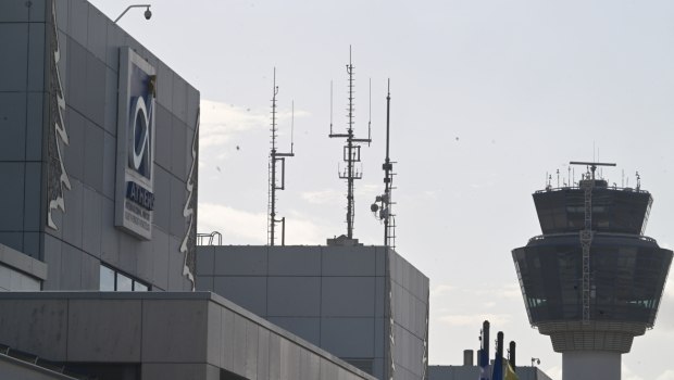 ΠΑΣΟΚ: Κρίσιμα ερωτήματα για τον θάνατο της Μαρίας Λαδά στο «Ελ. Βενιζέλος» - «Οργή για την ανεπάρκεια υποδομών»