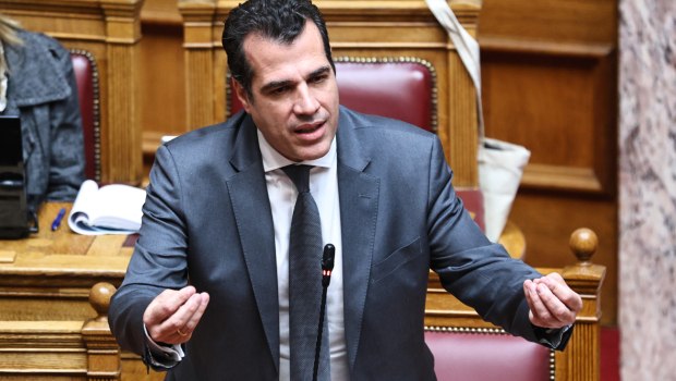 Ο παρακολουθούμενος Πλεύρης δεν βλέπει εμπλοκή της κυβέρνησης στο Predator, παρά τους ισχυρισμούς Ντίλιαν