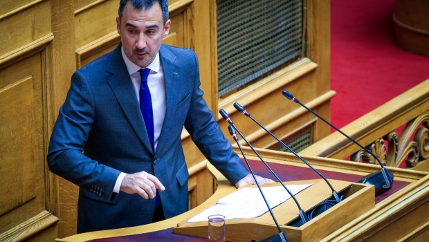 Χαρίτσης: Να δεσμευτεί ο Μητσοτάκης ότι η Σούδα δεν θα χρησιμοποιηθεί για στρατιωτικές επιθέσεις στο Ιράν