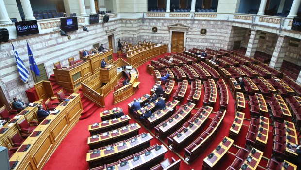 Εξηγήσεις για τις αποκαλύψεις Ντίλιαν ζητά η αντιπολίτευση - «Οργανωμένο σχέδιο από το Μαξίμου»- «Δεν υπάρχει κρατική εμπλοκή», επιμένει η ΝΔ
