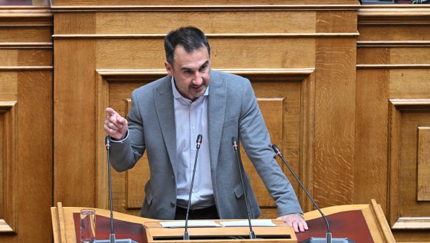 Χαρίτσης: Ο ΟΠΕΚΕΠΕ είναι μία πυραμίδα διαφθοράς στην κορυφή της οποίας βρίσκεται το Μέγαρο Μαξίμου