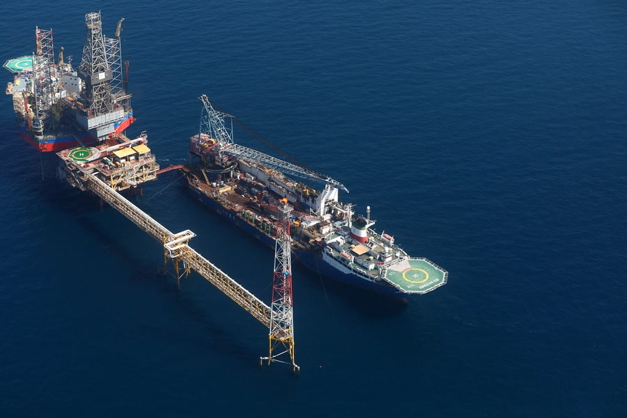 Το Ιράν απειλεί με «πλήρη καταστροφή» των ενεργειακών υποδομών του Κόλπου