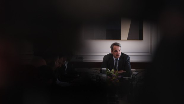 Υποκλοπές: Οι κυβερνητικοί που δεν προσέφυγαν στη Δικαιοσύνη και το έωλο επιχείρημα της αυτεπάγγελτης δίωξης