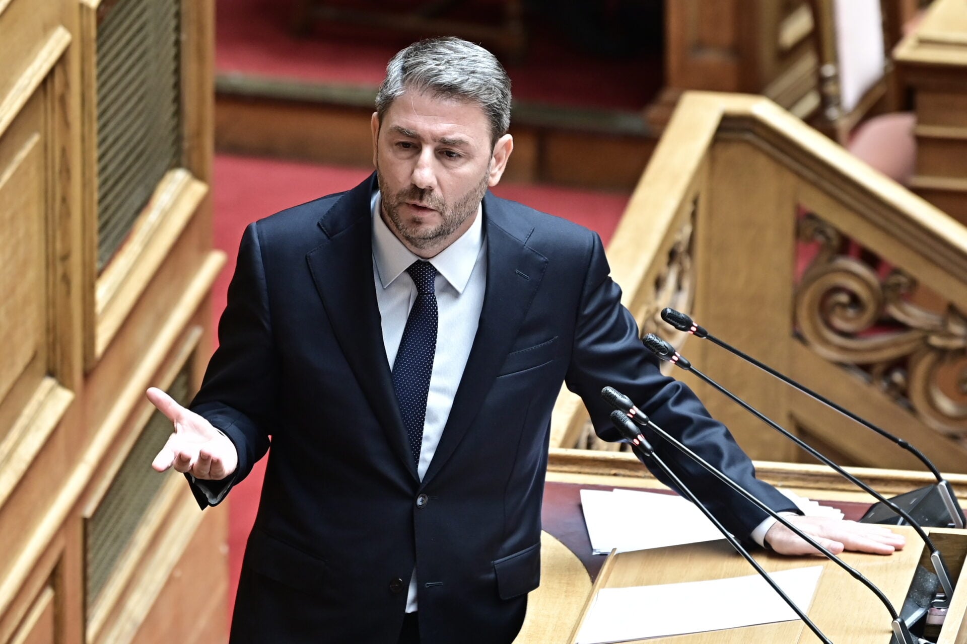 Προ ημερησίας διατάξεως συζήτηση στη Βουλή για τους θεσμούς 